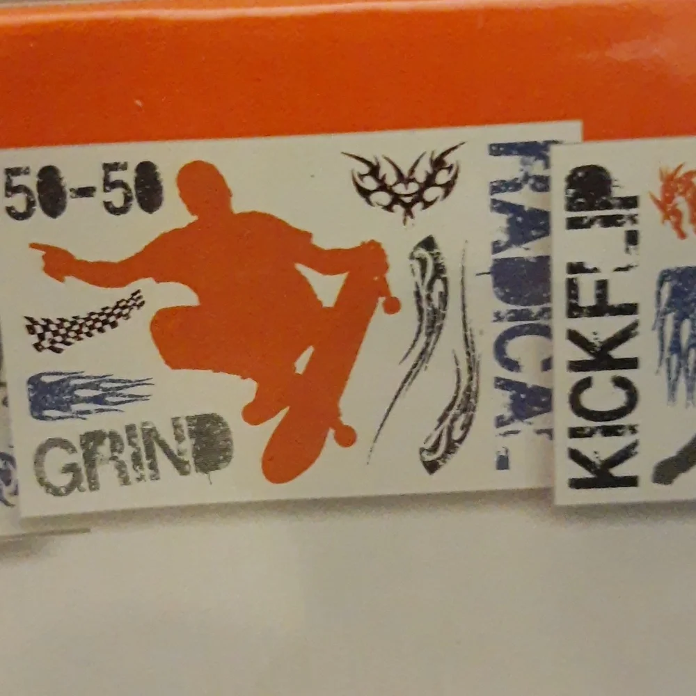 Skateboard Theme Wall Sticker Decals Room Décor, ORANGE, 1 Pack